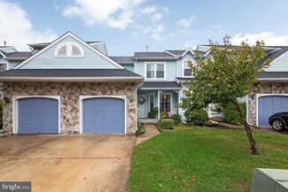 1104 Meadows Dr, Williamstown, NJ 08094