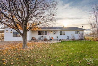 8575 Edna Ln, Middleton, ID 83644