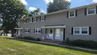1285 Pendleton Ave, Chicopee, MA 01022
