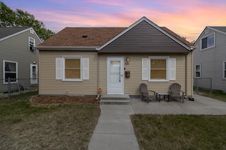4922 Emerson Ave N, Minneapolis, MN 55430