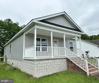 1 Heron Way, Crisfield, MD 21817