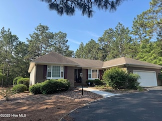 20 Shadow Dr, Whispering Pines, NC 28327