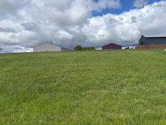 103 Apache Ct, Bloomfield, KY 40008