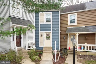 11270 Silentwood Ln, Reston, VA 20191