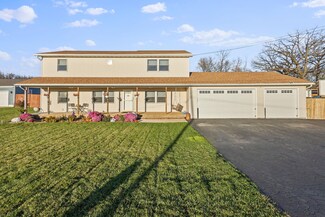 505 W Wilson St, Hebron, IN 46341