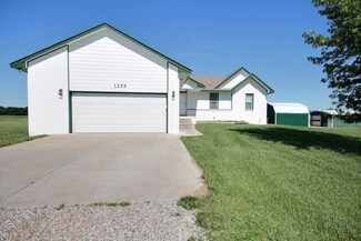 1255 E 101st St N, Valley Center, KS 67147