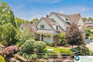 2051 Forge Run, Bethlehem, PA 18015