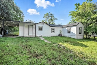 1927 S Fannin Ave, Denison, TX 75020