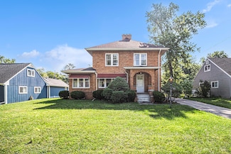 2551 Elmwood Ave, Ann Arbor, MI 48104