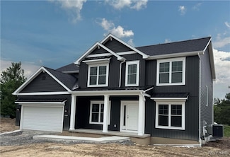 130 Sandstone Cir, Grand Island, NY 14072