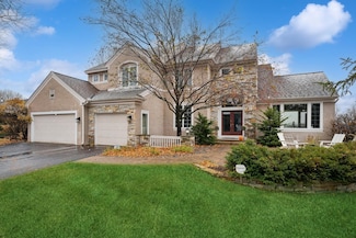 8072 Marsh Creek Rd, Woodbury, MN 55125