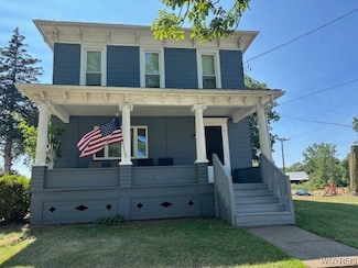 129 N Main St, Lyndonville, NY 14098