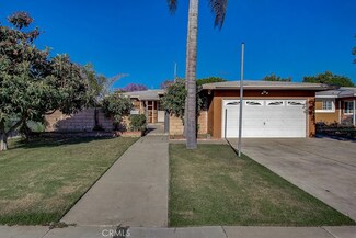 1609 S Woodland Place, Santa Ana, CA 92707