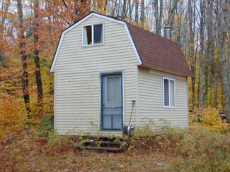 20116 Pinewood Rd, Newberry, MI 49868