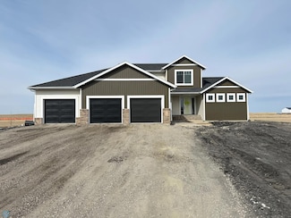 16859 Orchard Blvd W, Harwood, ND 58042