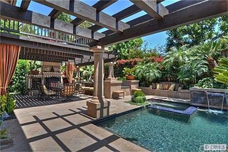 1316 Antigua Way, Newport Beach, CA 92660
