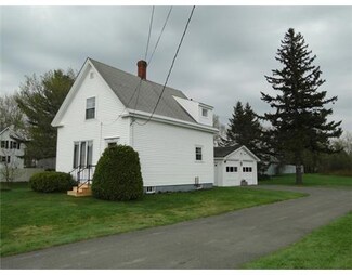 1321 Main St, Washburn, ME 04786