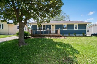 3817 E Tiffin Ave, Des Moines, IA 50317