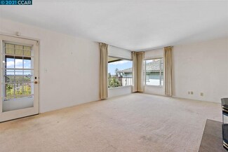 21183 Ocean View Dr, Hayward, CA 94541