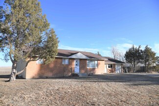 228 E Oak Rd, Wheatland, WY 82201