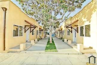 622 W 59th Place, Los Angeles, CA 90044