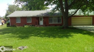 526 N Fayette St, Carthage, IL 62321