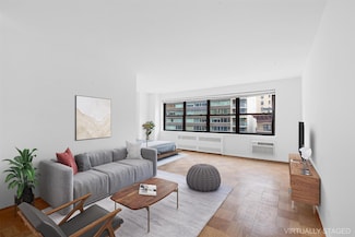 205 W End Ave Unit 8R, New York, NY 10023