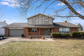 807 S Wells St, Sandwich, IL 60548