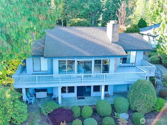 291 Pioneer Dr, Port Ludlow, WA 98365