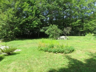 32 Hough St, Lebanon, NH 03766