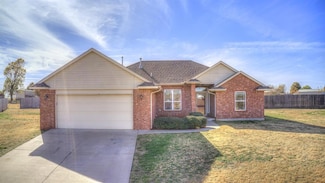 1172 Phils Way NW, Piedmont, OK 73078