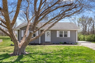 215 Kerland Dr, Wright City, MO 63390