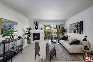 21550 Burbank Blvd Unit 207, Woodland Hills, CA 91367