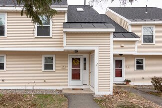 14 Bluffs Dr Unit 162, Concord, NH 03303