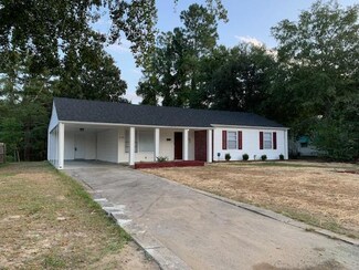 1136 Chatfield St NE, Aiken, SC 29801