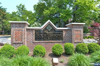 103 Four Seasons Dr, Wayne, NJ 07470