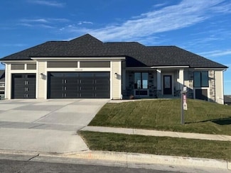 N56W20744 Carnoustie Way, Menomonee Falls, WI 53051