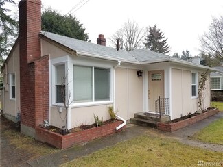 1604 N 200th St, Shoreline, WA 98133