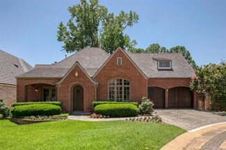 7 Park Row Ct, Pantego, TX 76013