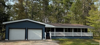 5647 Autrain Riverview Rd, Au Train, MI 49806