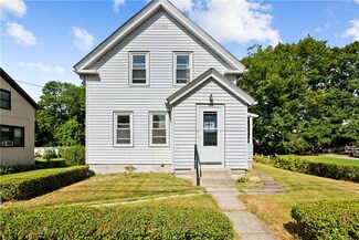 67 Woonsocket Hill Rd, North Smithfield, RI 02896