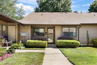 51 Hanover Ct, Red Bank, NJ 07701
