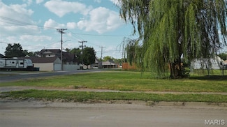 2620 Denver St, Granite City, IL 62040