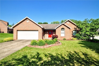 23 Naples Dr, Uniontown, PA 15401