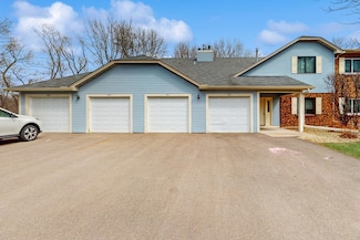 993 Heritage Ct E Unit 304, Saint Paul, MN 55127