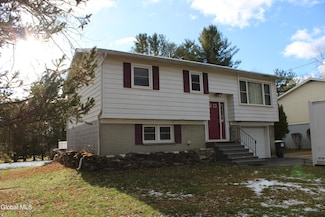 362 Ferris Rd, Schenectady, NY 12304