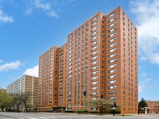 2909 N Sheridan Rd Unit 1606, Chicago, IL 60657