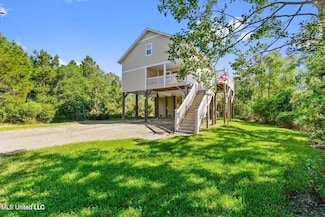 5068 Bordage St, Bay Saint Louis, MS 39520