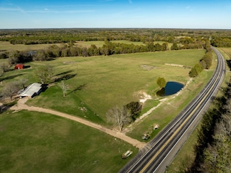 4426 Texas 37, Clarksville, TX 75426