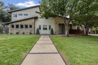 613 N Bailey Ave, Fort Worth, TX 76107